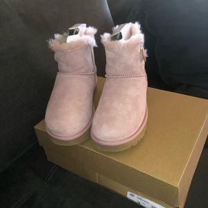 UGG mini bailey button II-Pink Crystal